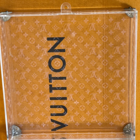 Louis Vuitton Spain LV Cup Limited Visionaire 30 Lucite Trunk Puzzle Game Rare - Picture 5 of 16